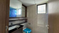 Slim Barracks Rise (D5), Condominium #639078131